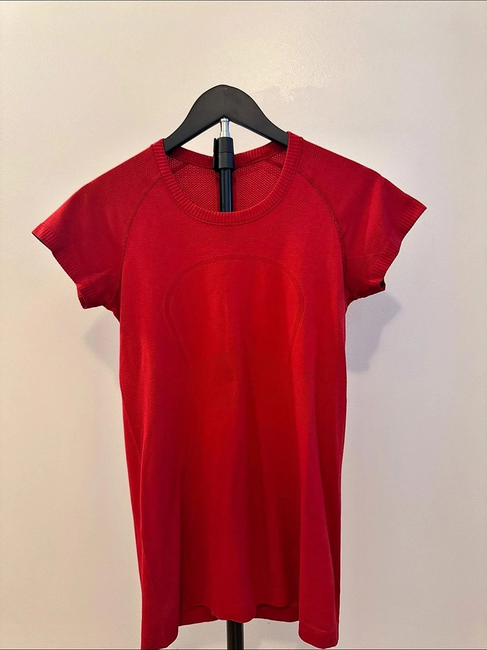 lululemon Swiftly Tech Short Sleeve Shirt 2.0 Red